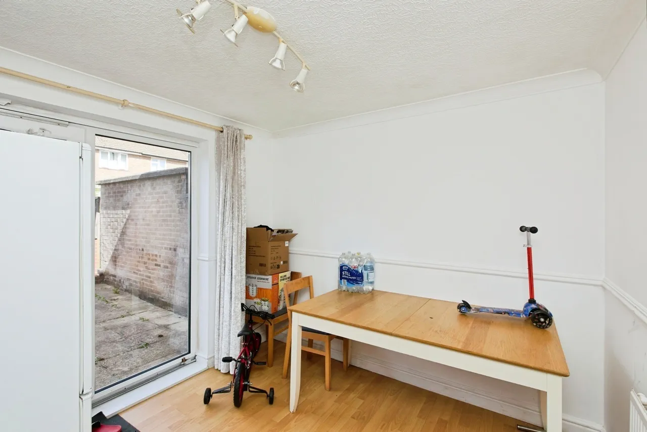 Arthur Hind Close, Derby, DE22, photo 9