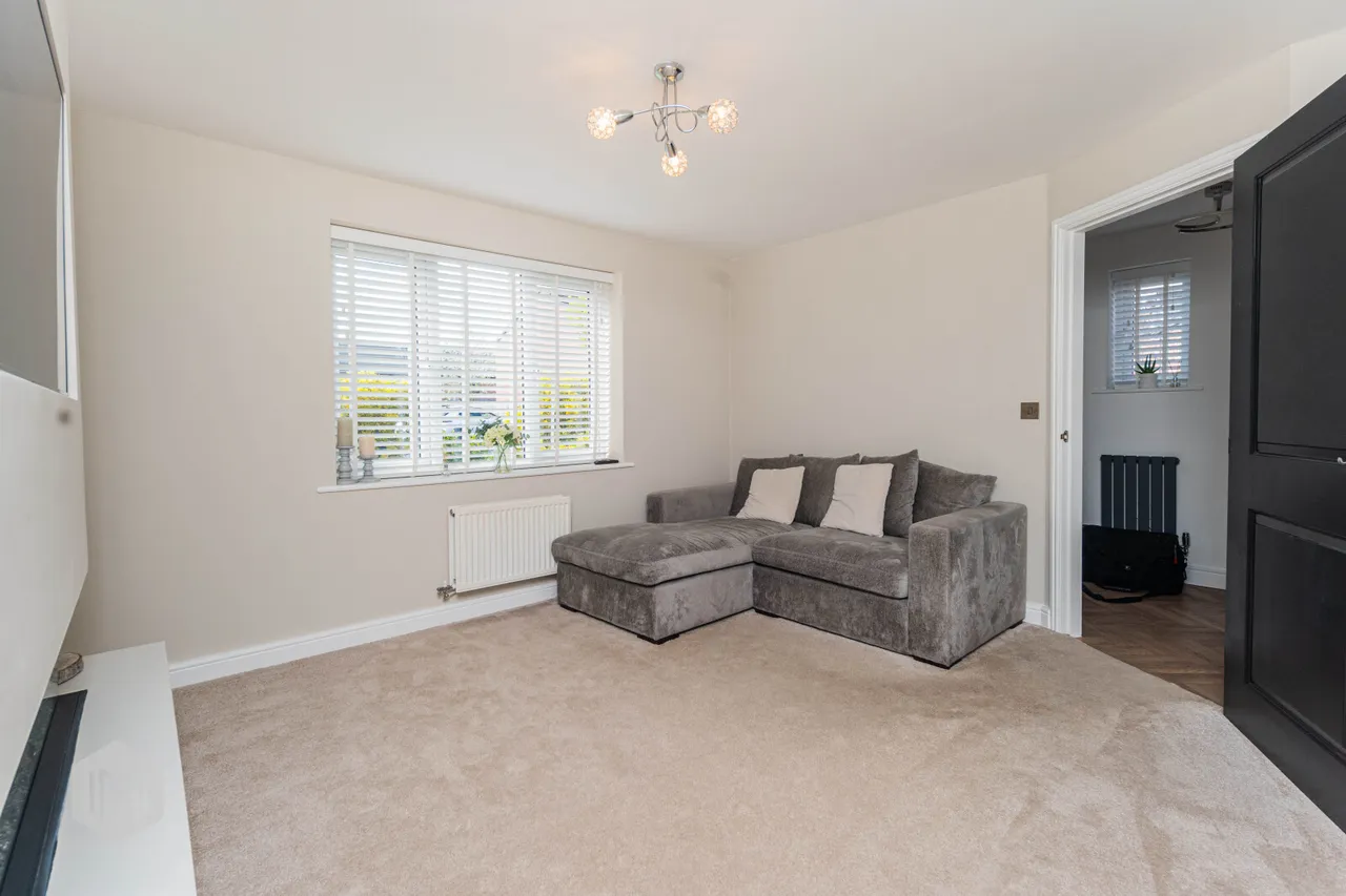 Sky Lark Close, Lostock, Bolton, BL6 4GQ, photo 5
