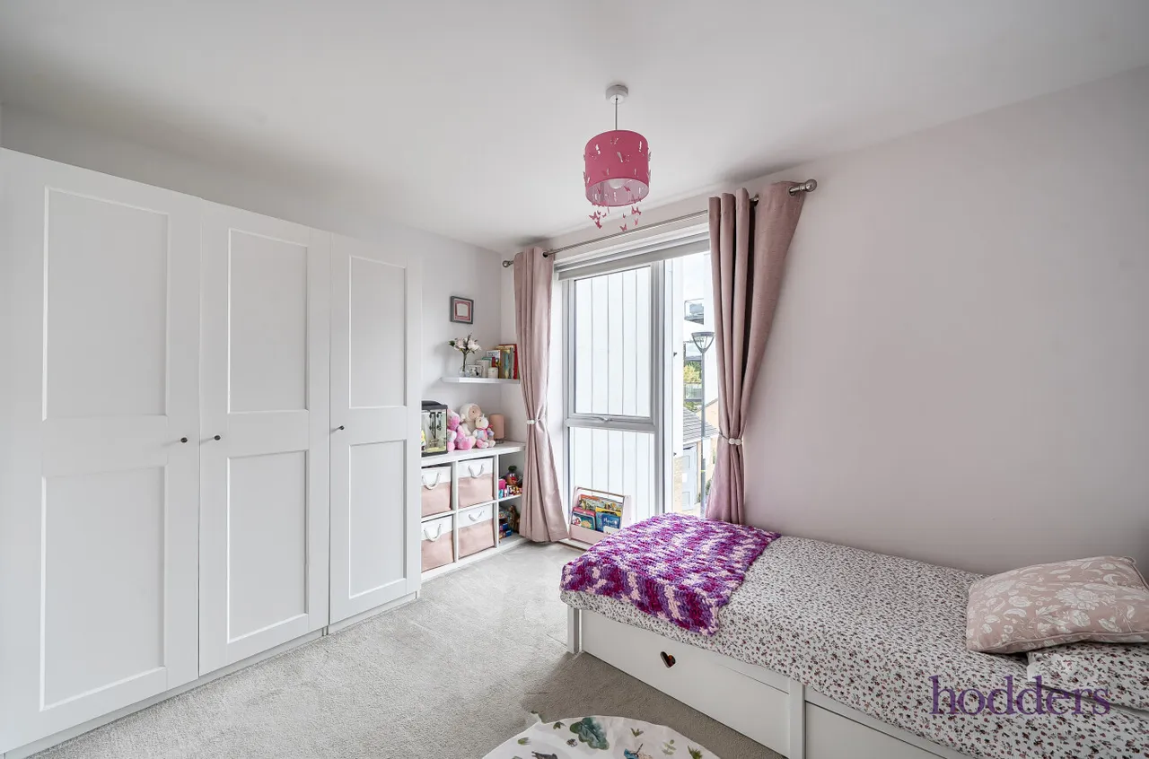 Hawker Drive, Addlestone, KT15, photo 5