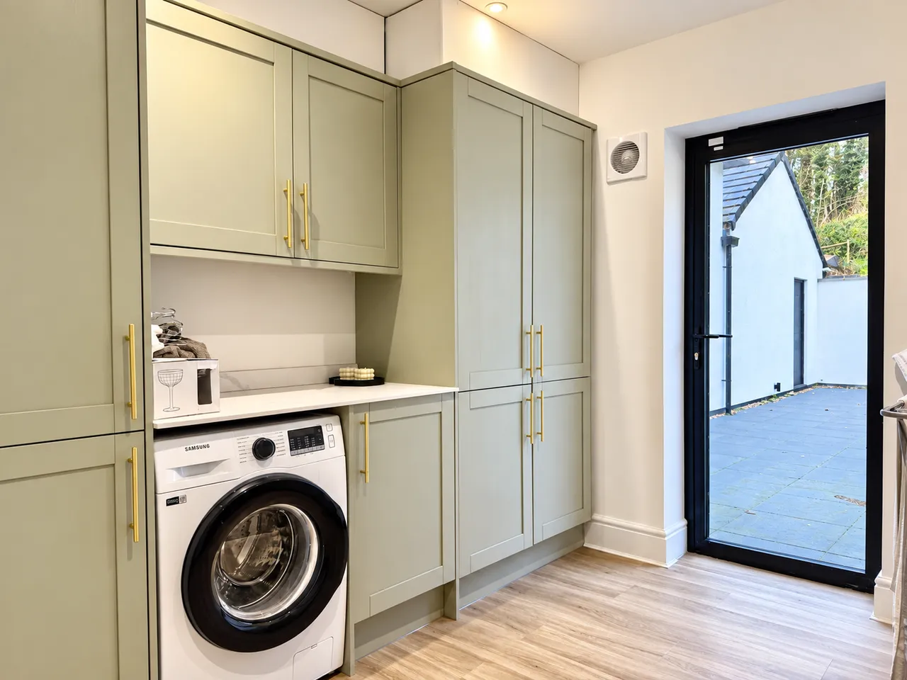Dibdale Road, Neasham, DL2, photo 11