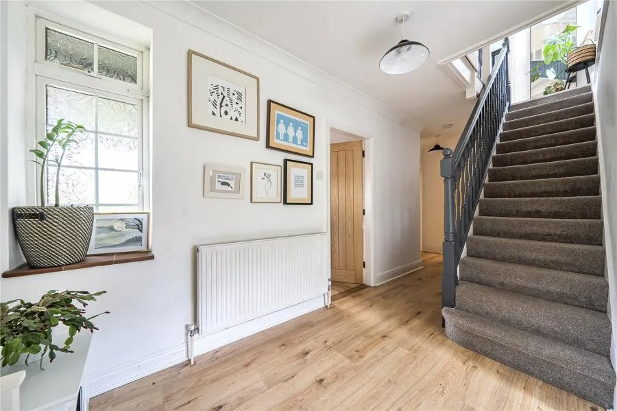 Pinewood Road, High Wycombe, HP12, photo 9