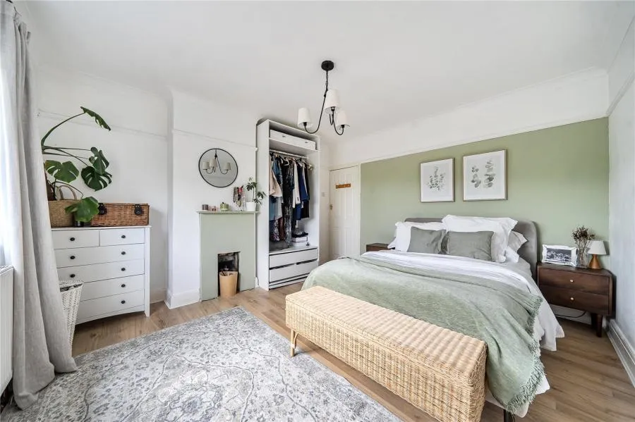 Pinewood Road, High Wycombe, HP12, photo 6