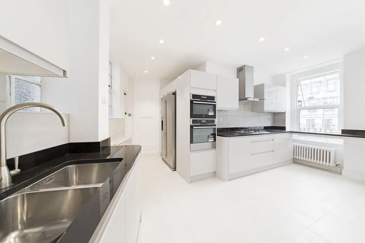 Berkeley Court, Marylebone, NW1, photo 6