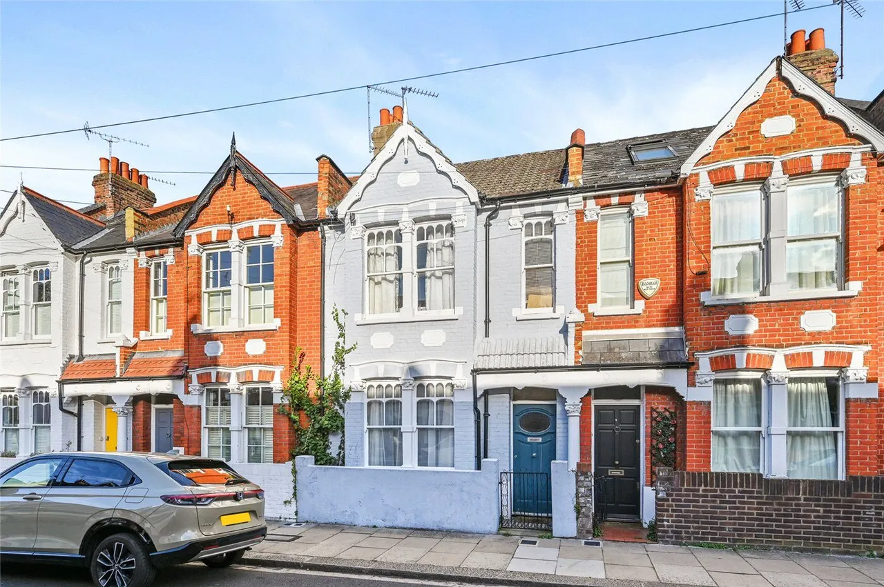 3 bed house for sale, Thorpebank Road, London, W12