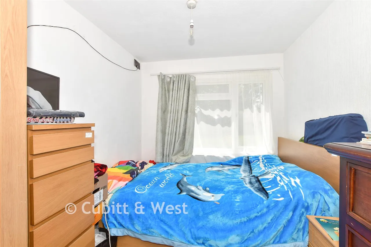 Doods Road, Reigate, RH2, photo 6