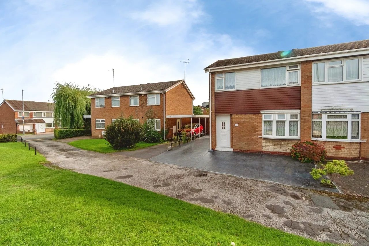 Bentley Lane, Walsall, WS2, photo 13