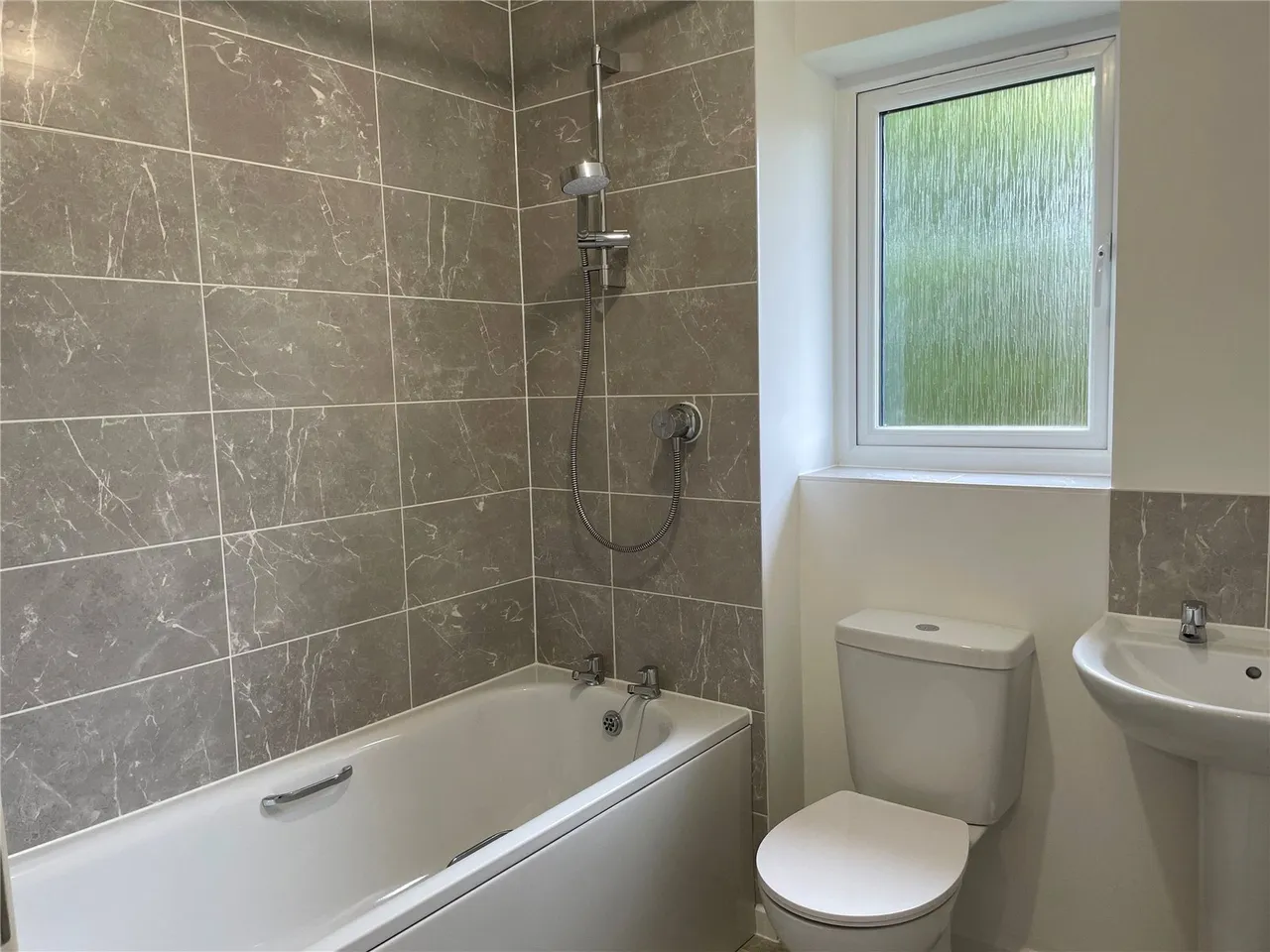 Cwm Y Lladron, Garden Village, SA4, photo 13