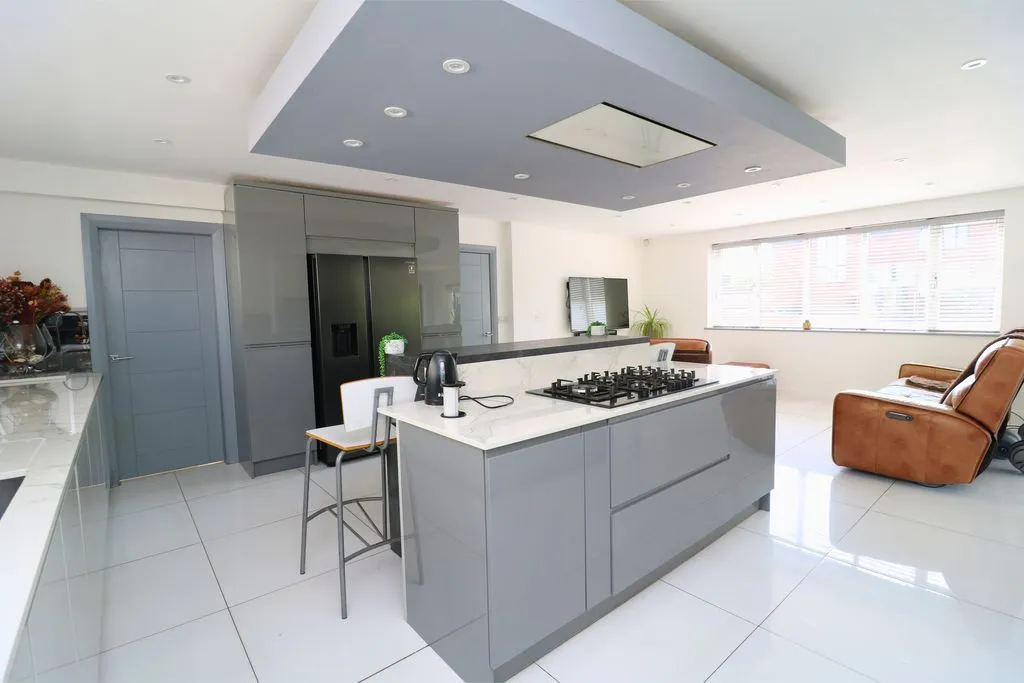 Regina Drive, Walsall, WS4, photo 6