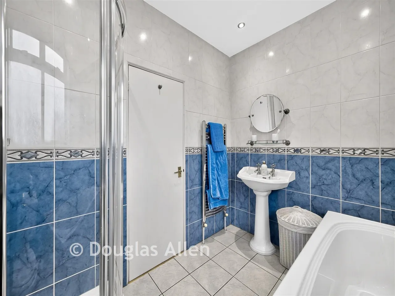 Earlswood Gardens, Clayhall, IG5, photo 14