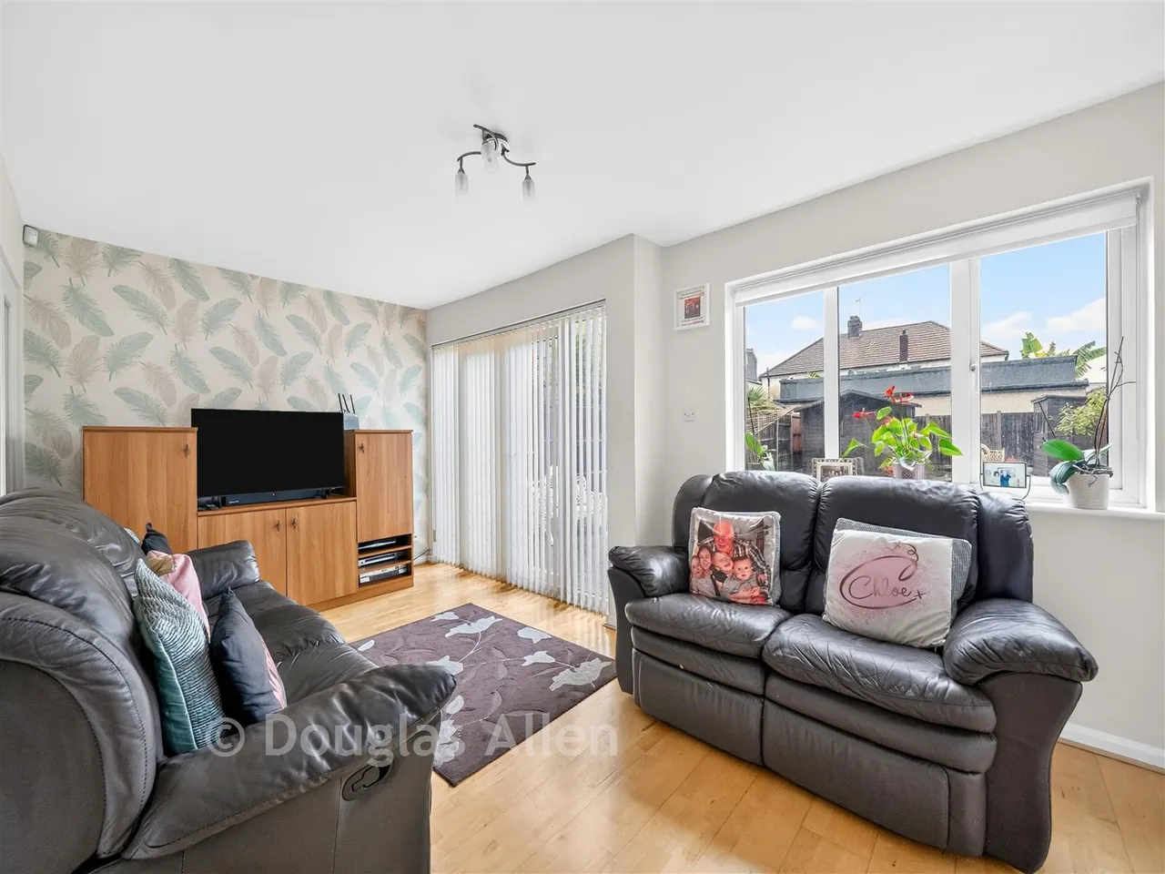 Earlswood Gardens, Clayhall, IG5, photo 8