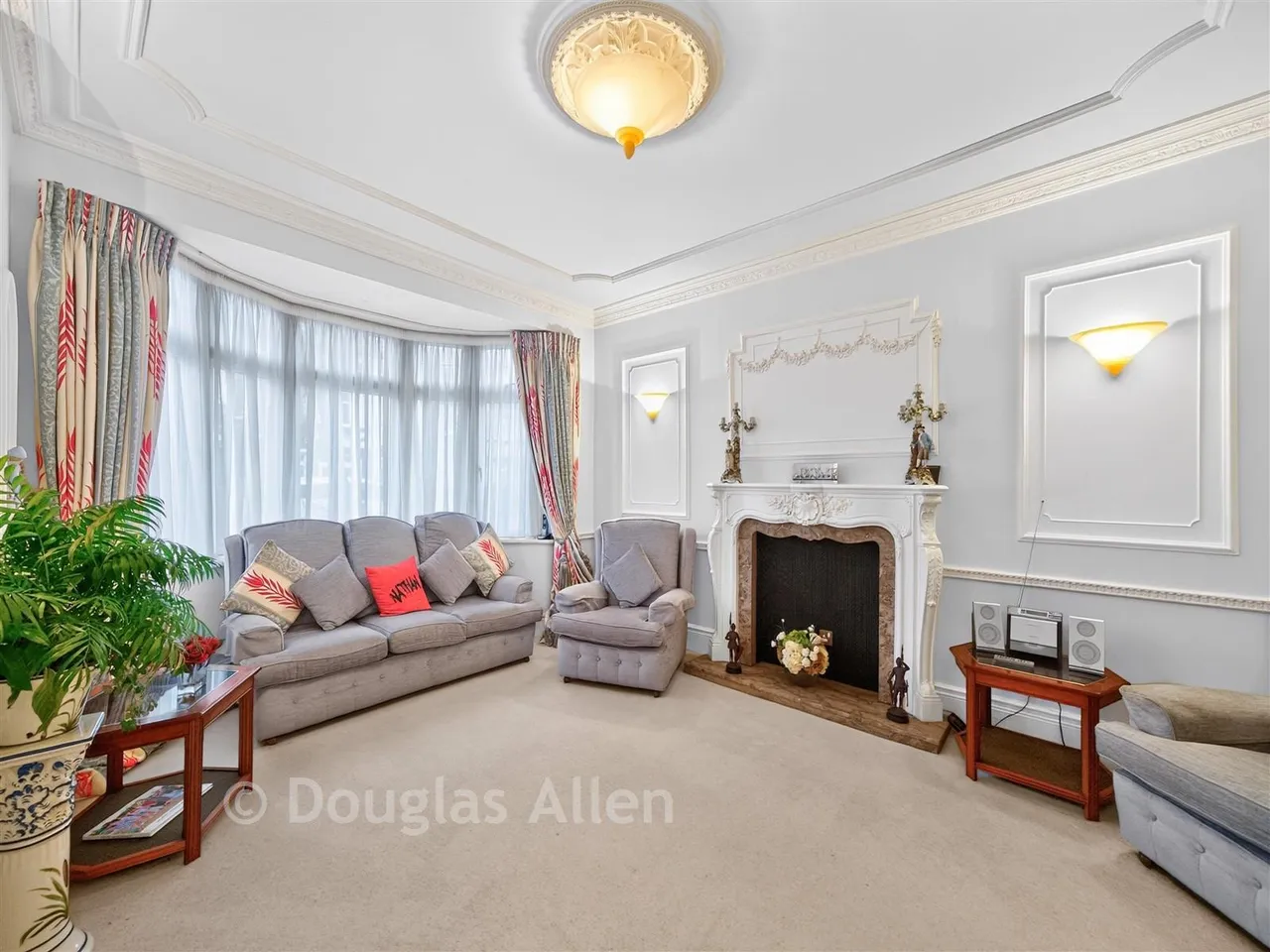 Earlswood Gardens, Clayhall, IG5, photo 2