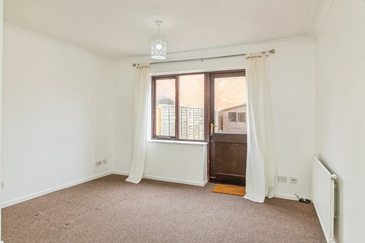 Isaacson Drive, Wavendon Gate, MK7, photo 3