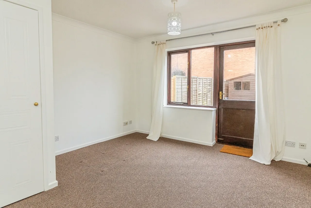 Isaacson Drive, Wavendon Gate, MK7, photo 13