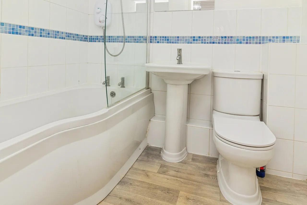 Isaacson Drive, Wavendon Gate, MK7, photo 5