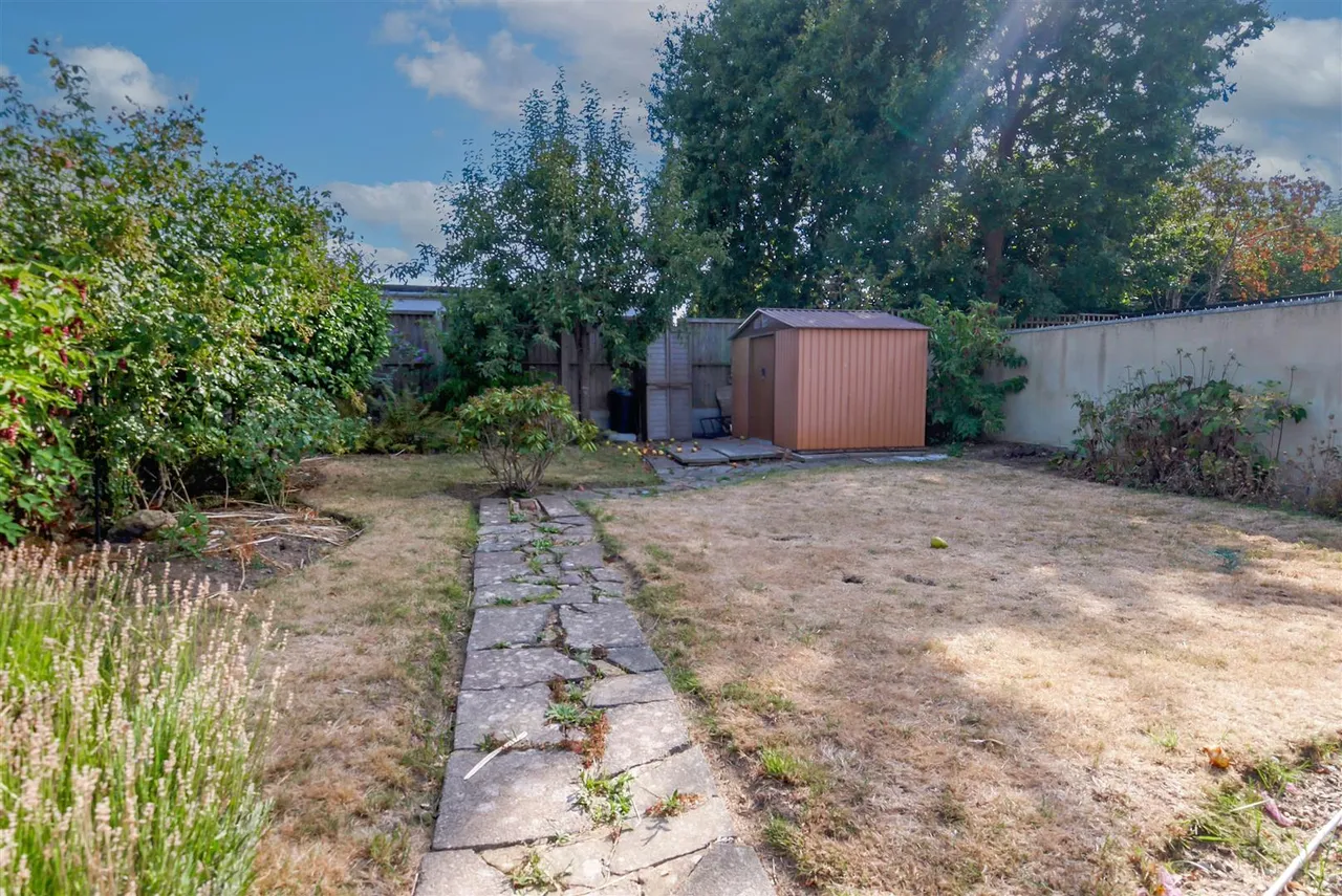 Courtwick Road, Wick, photo 13