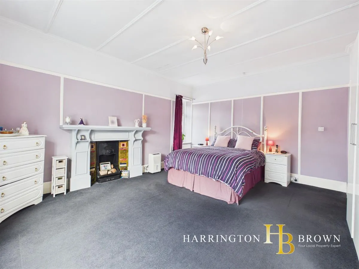 Stoneleigh, North Road, photo 11