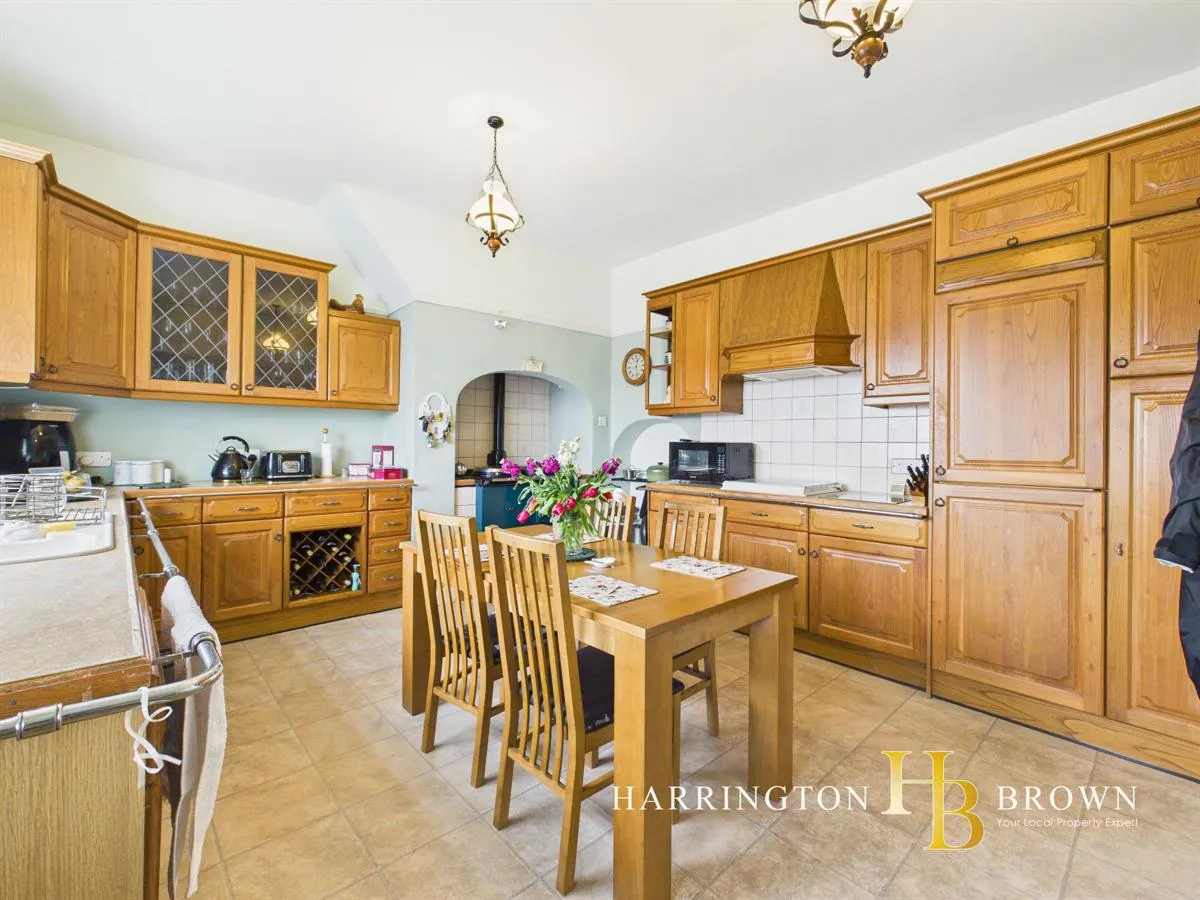 Stoneleigh, North Road, photo 8