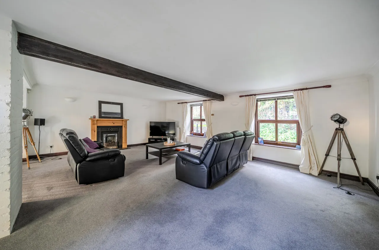 Fold Court, Kirkburton, HD8, photo 5