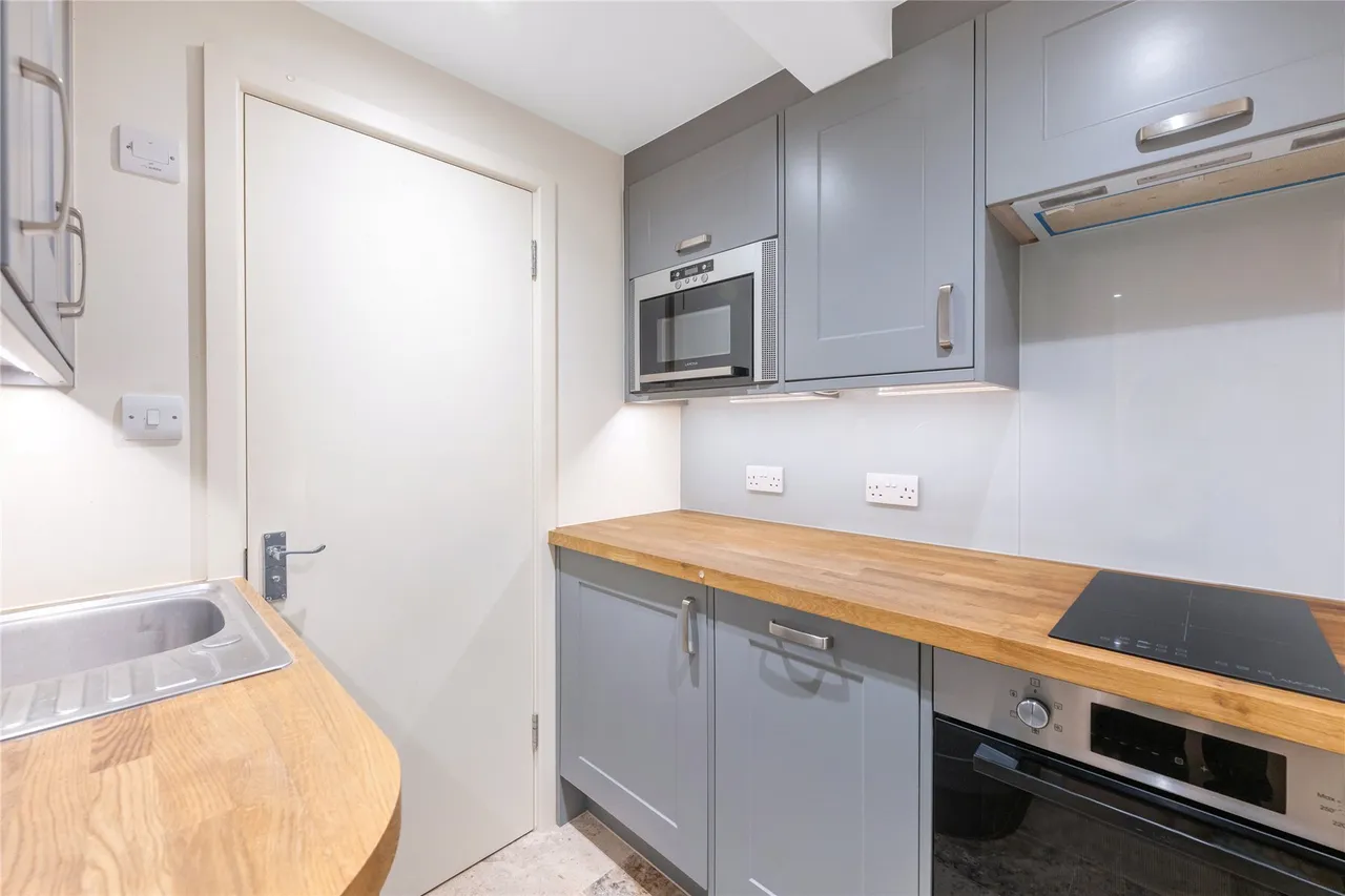 Earlsfield Road, London, SW18, photo 12