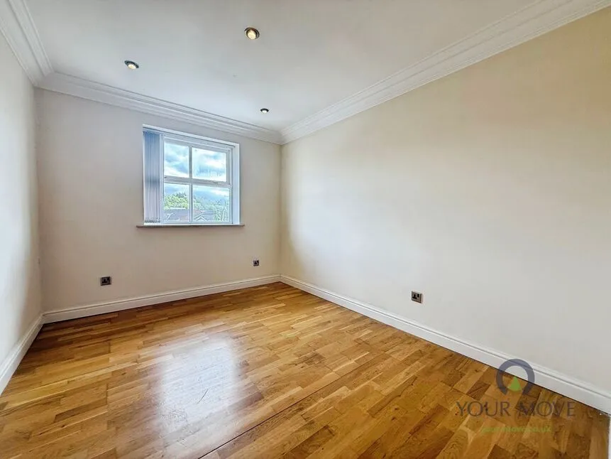 Victoria Gardens, Cradley Heath, West Midlands, B64, photo 7