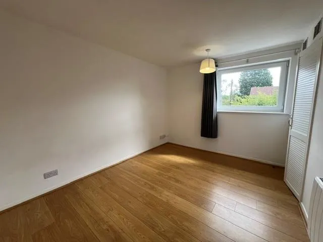 Howard Close, Long Eaton, NG10, photo 9
