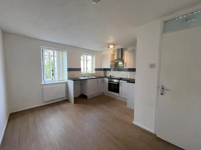 Howard Close, Long Eaton, NG10, photo 6