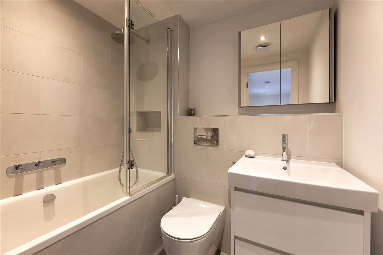 Carlton Drive, London, SW15, photo 5
