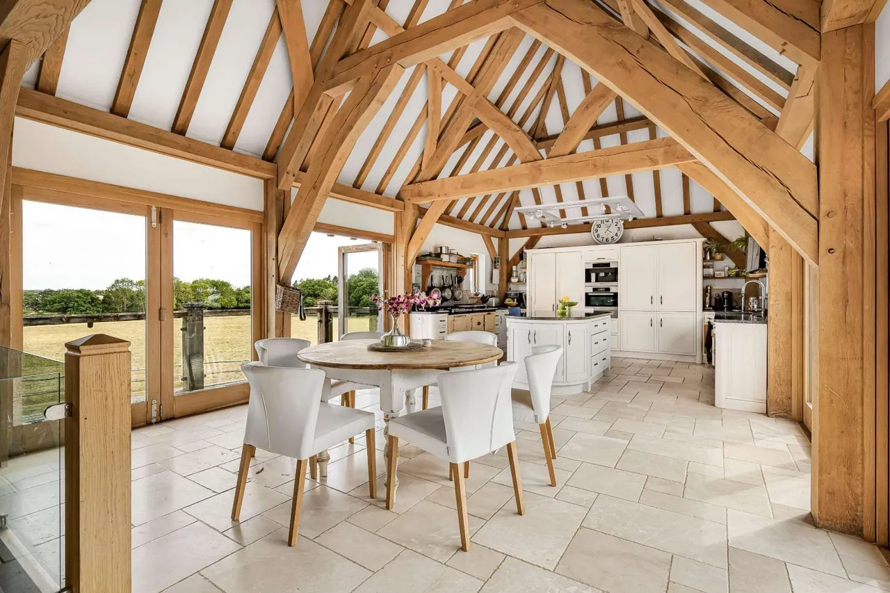 Wisborough Green, Billingshurst, West Sussex, RH14 0QJ, photo 5