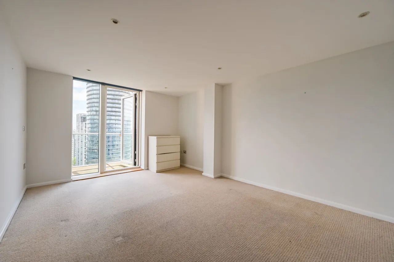 London, E14, photo 12