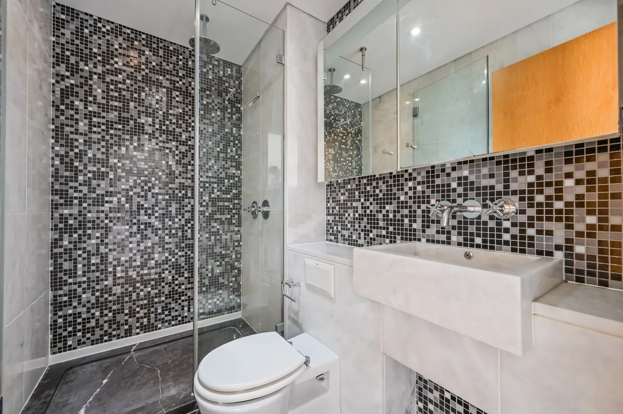 London, E14, photo 16