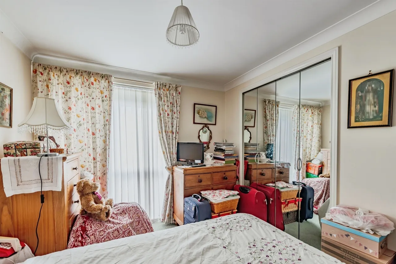 Linkfield Lane, Redhill, RH1, photo 8
