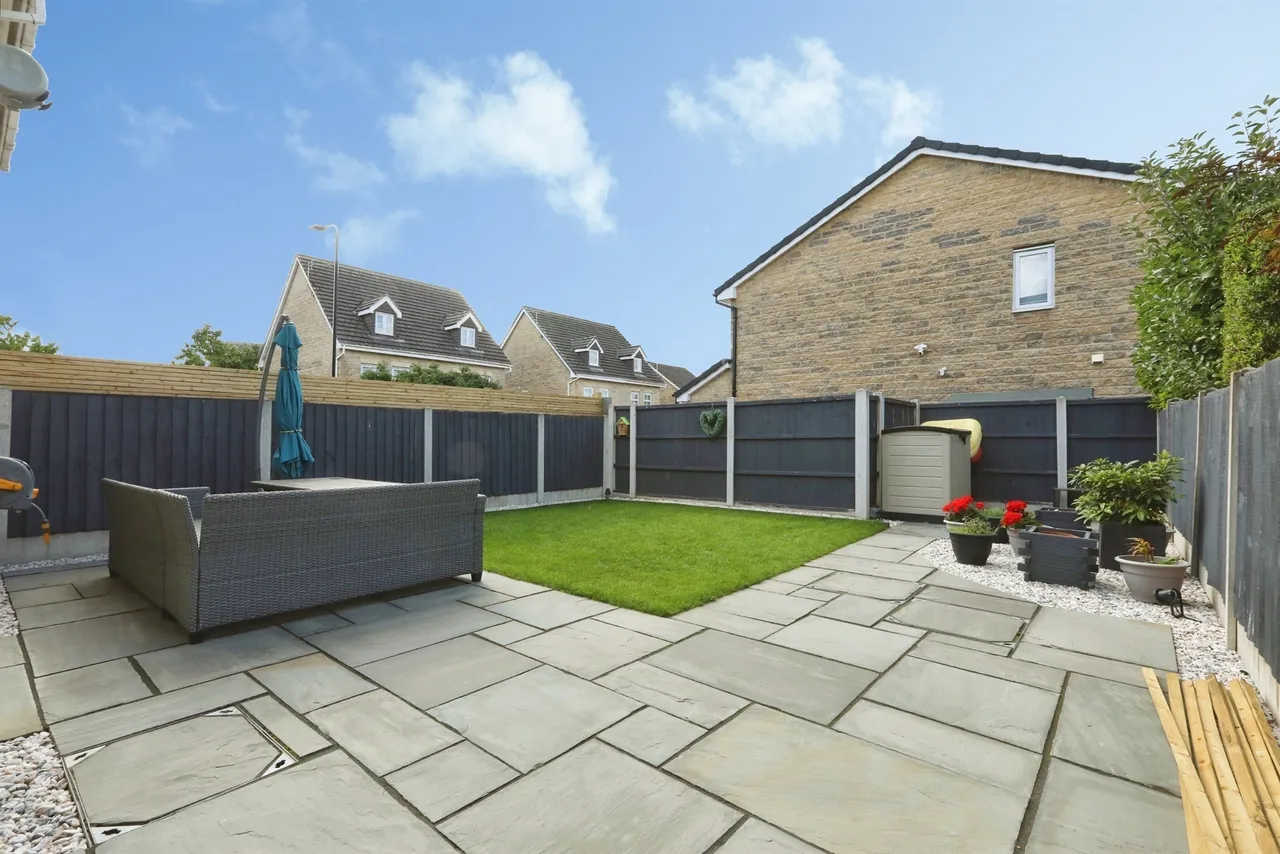 Waterloo Court, Dinnington, S25, photo 3