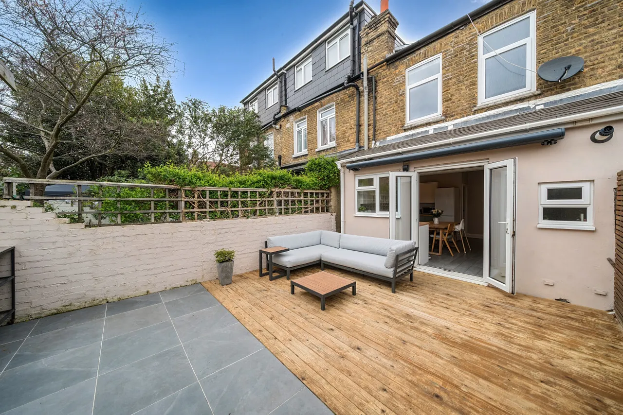Tennyson Road, Wimbledon, London, SW19, photo 12