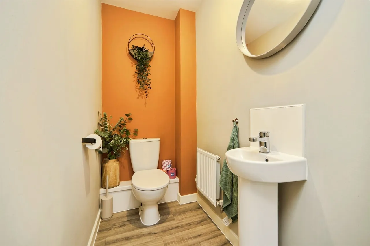 Wortley Vale, Leeds, LS12, photo 14