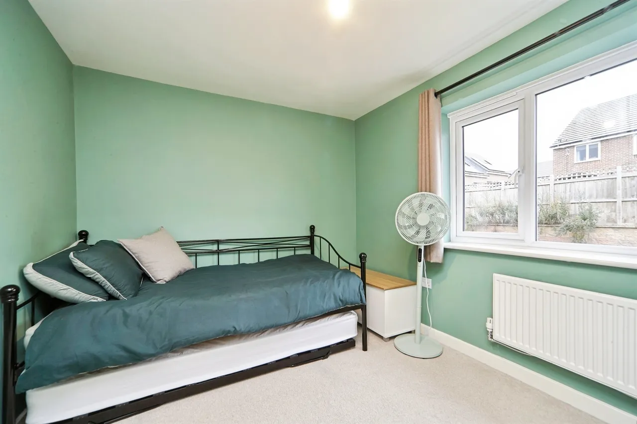 Wortley Vale, Leeds, LS12, photo 11