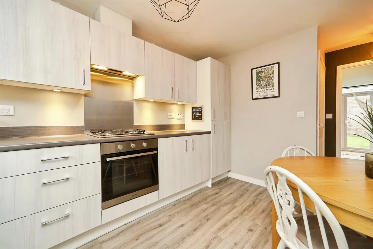 Wortley Vale, Leeds, LS12, photo 2