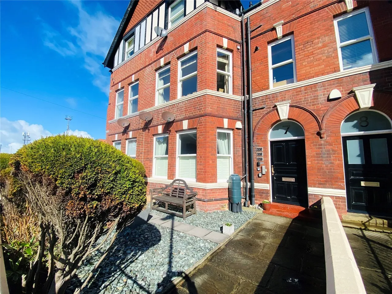 2 bed flat for sale — Ladysmith Avenue, WHITBY, North Yorkshire, YO21