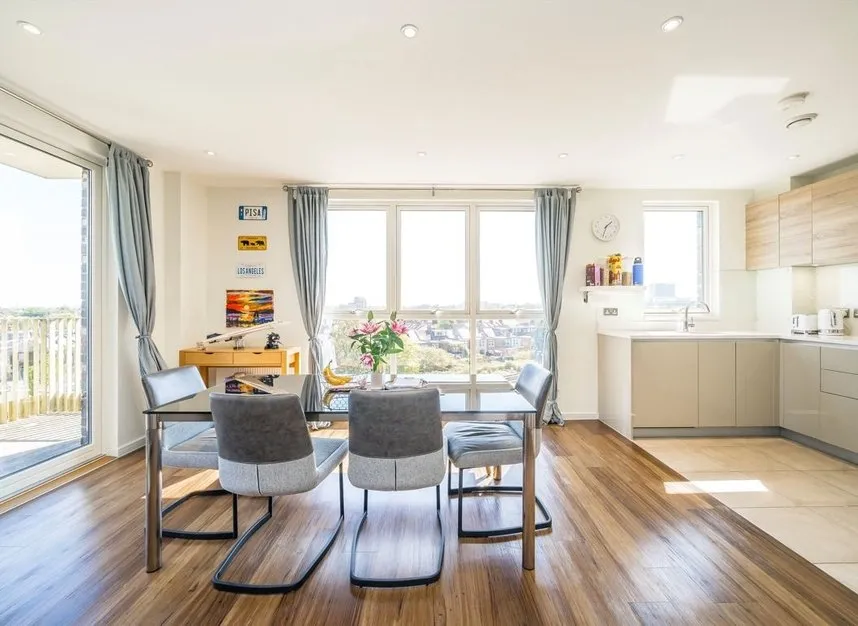 Stanley Road, Acton, W3, photo 3