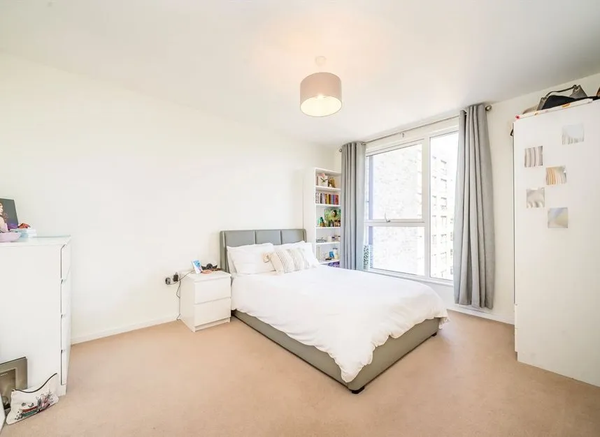 Stanley Road, Acton, W3, photo 5