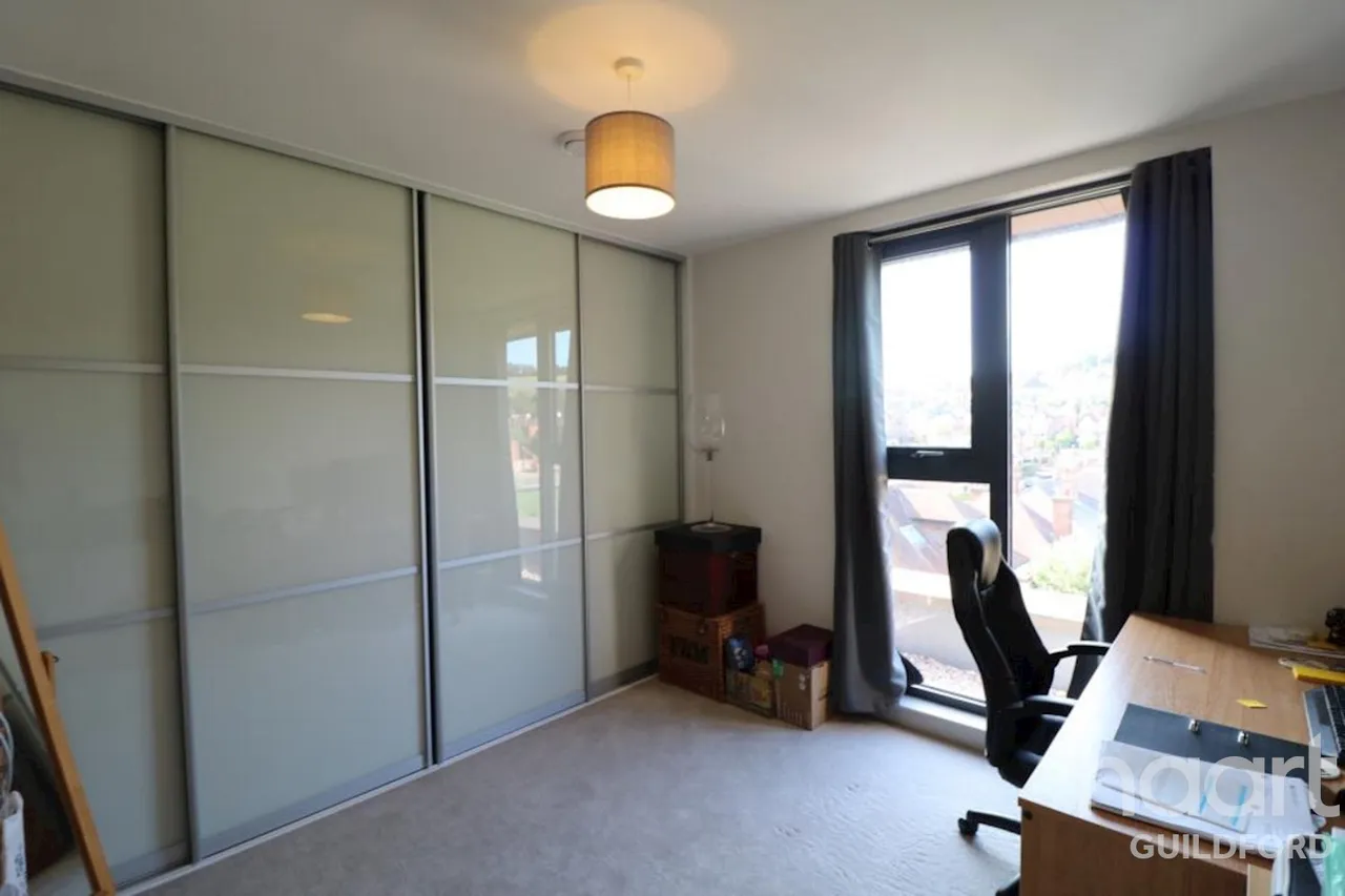 Queens Place, Denzil Road, GU2, photo 9
