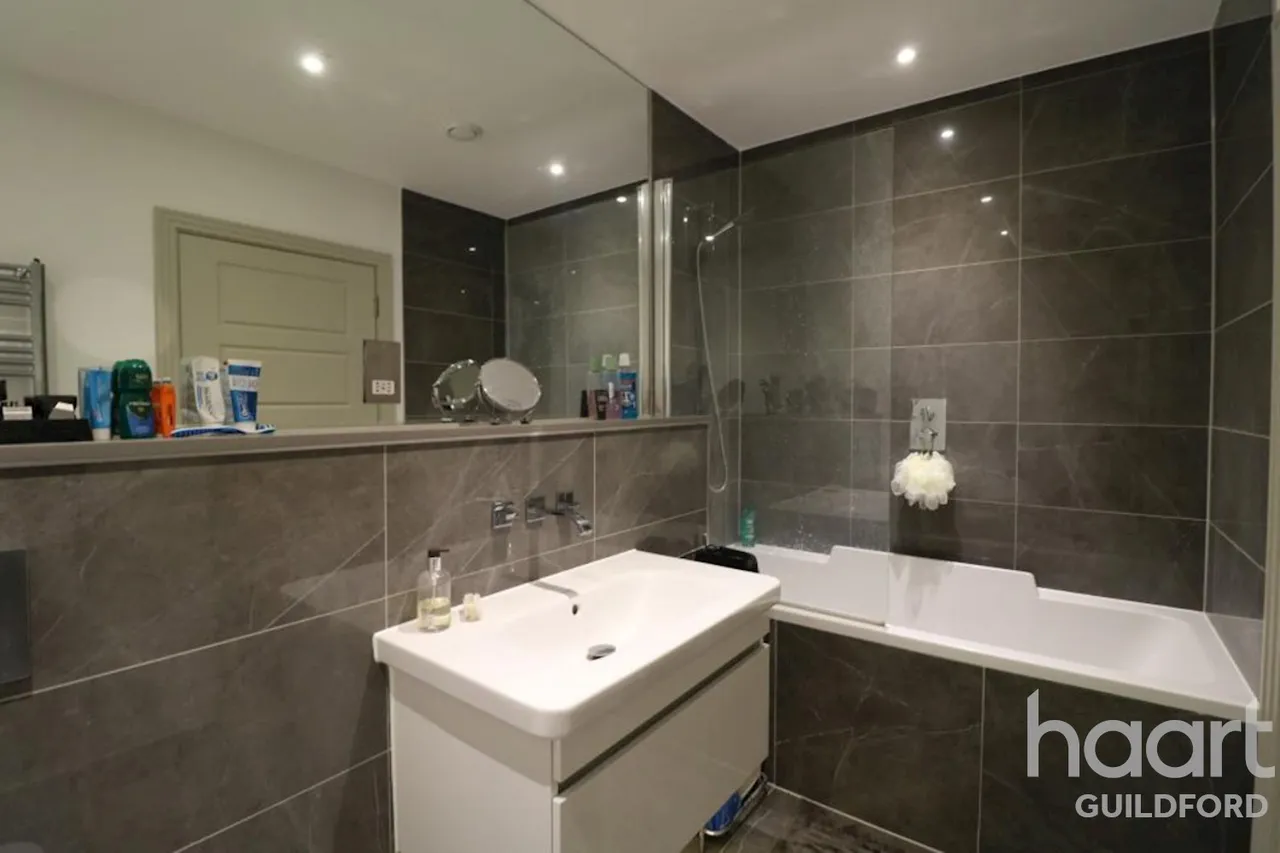 Queens Place, Denzil Road, GU2, photo 8