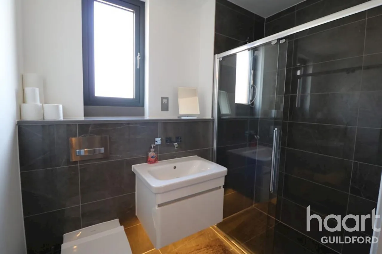 Queens Place, Denzil Road, GU2, photo 12