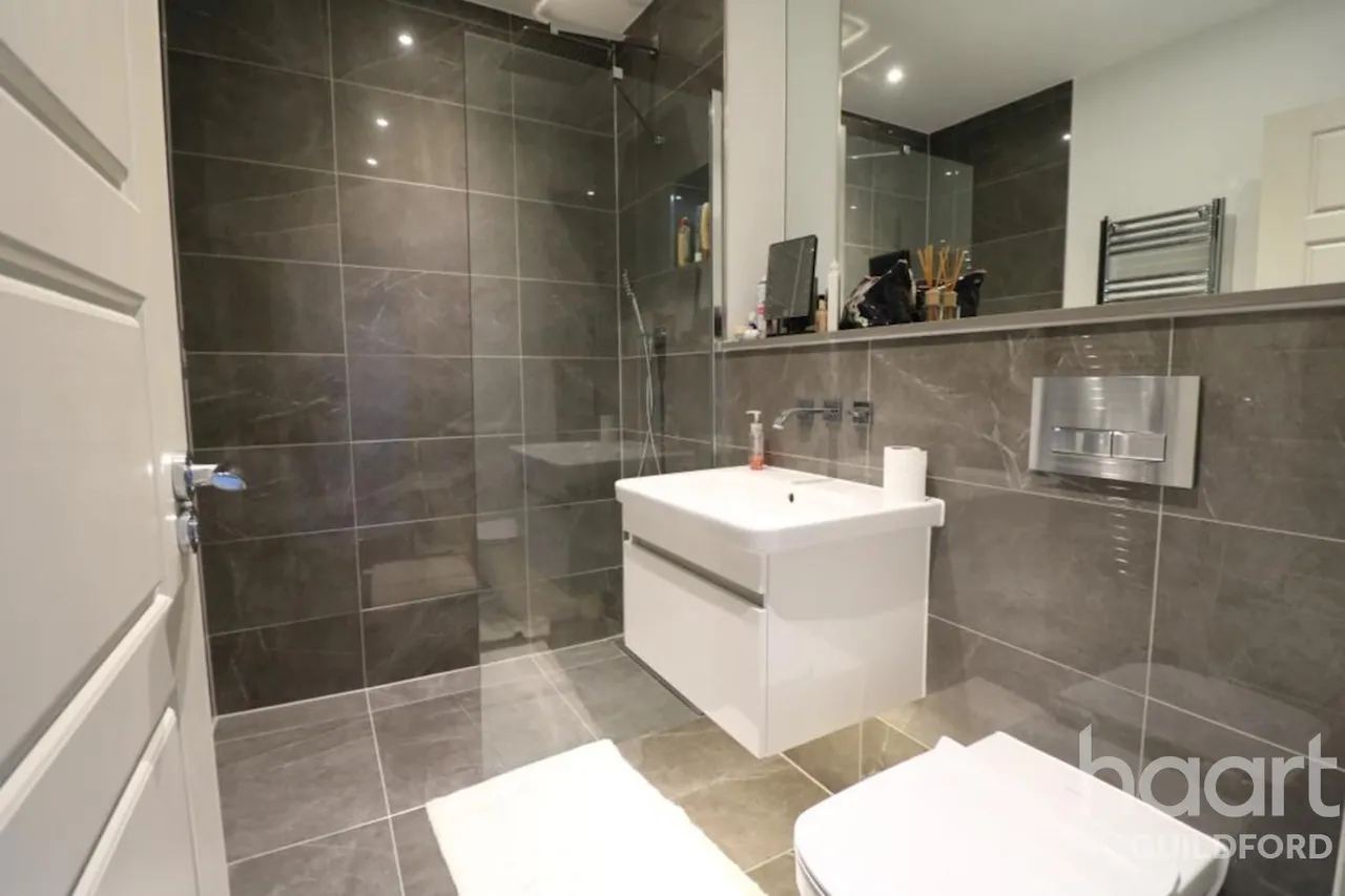 Queens Place, Denzil Road, GU2, photo 10