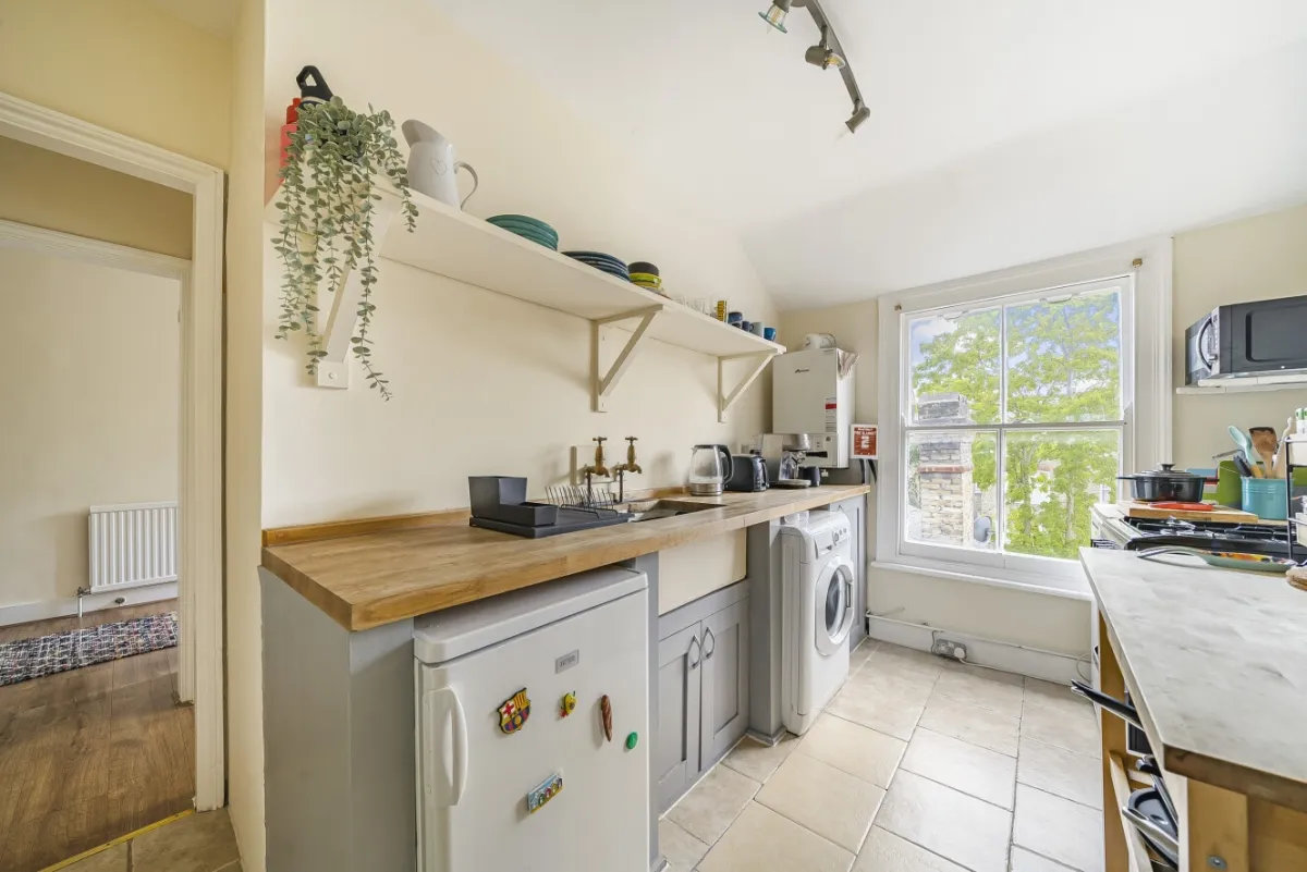 Cavendish Road, London, SW12, photo 2
