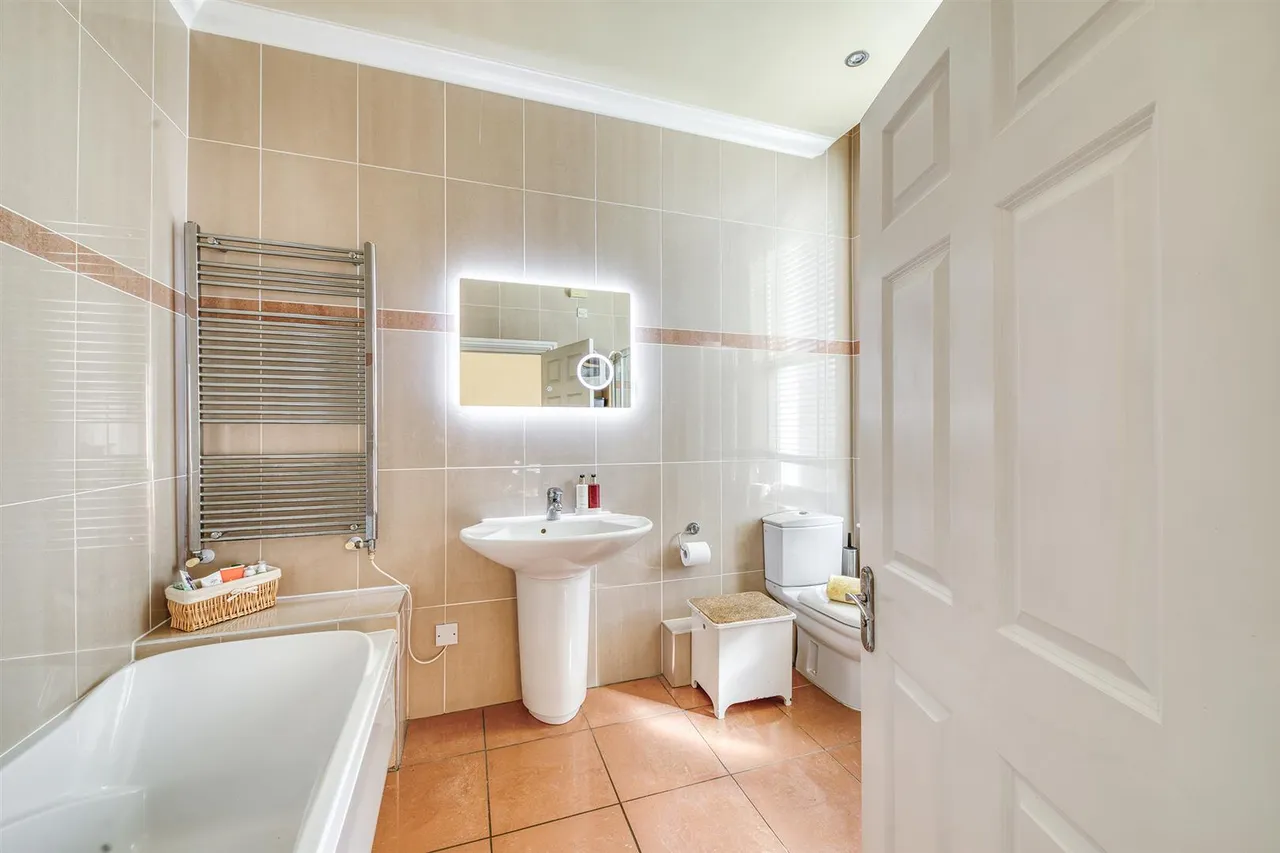 Orchard Street, Mickleover, photo 19