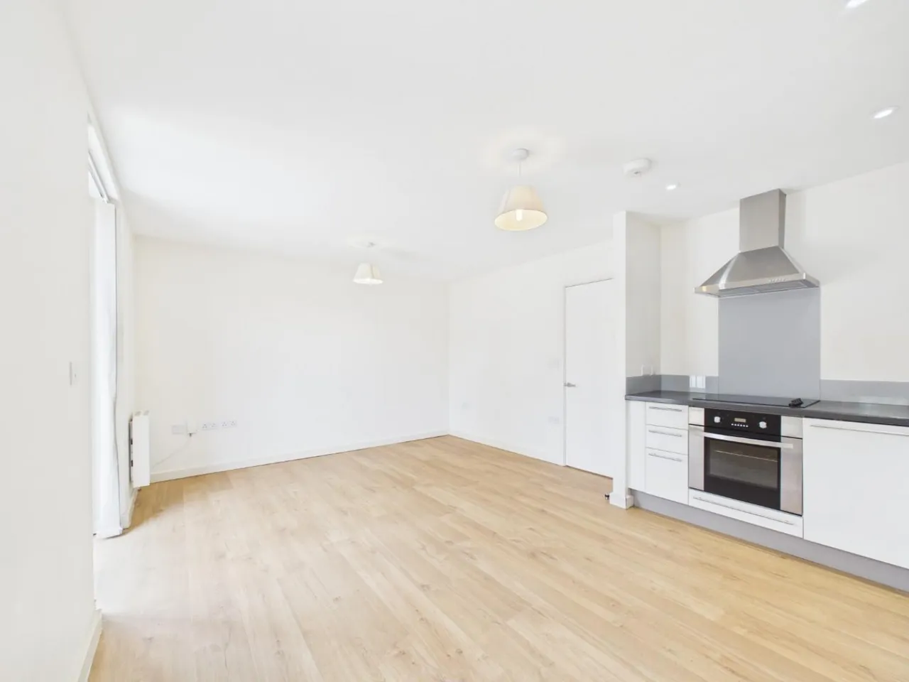 Frome Court, Thornbury, BS35, photo 4