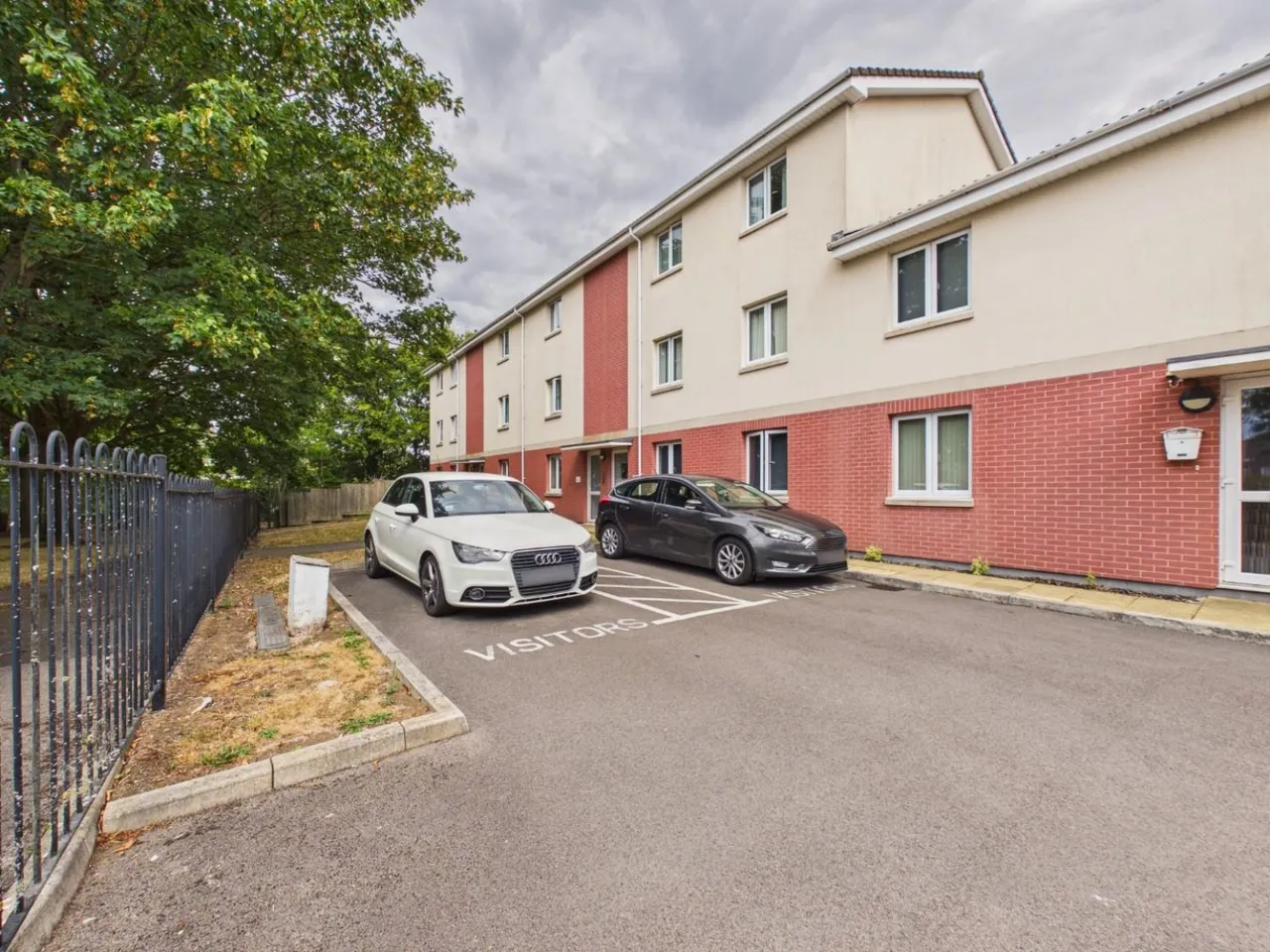 Frome Court, Thornbury, BS35, photo 5