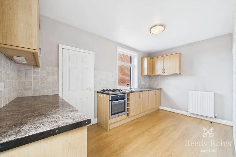 Frances Avenue, Crosland Moor, Huddersfield, West Yorkshire, HD4, photo 9