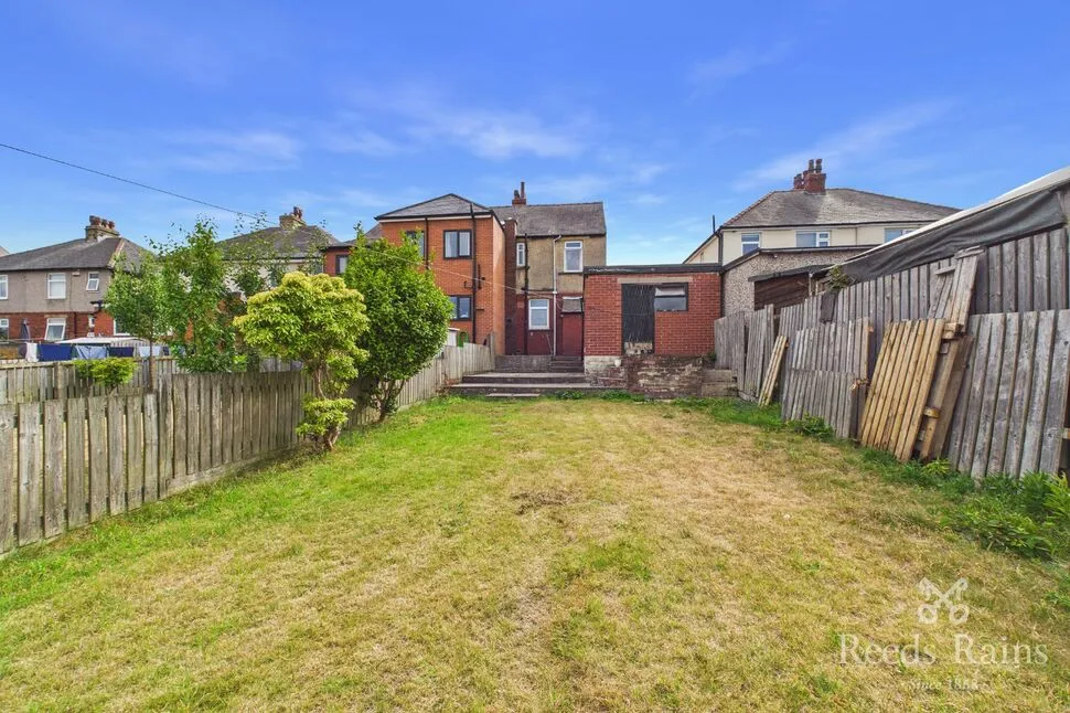 Frances Avenue, Crosland Moor, Huddersfield, West Yorkshire, HD4, photo 6