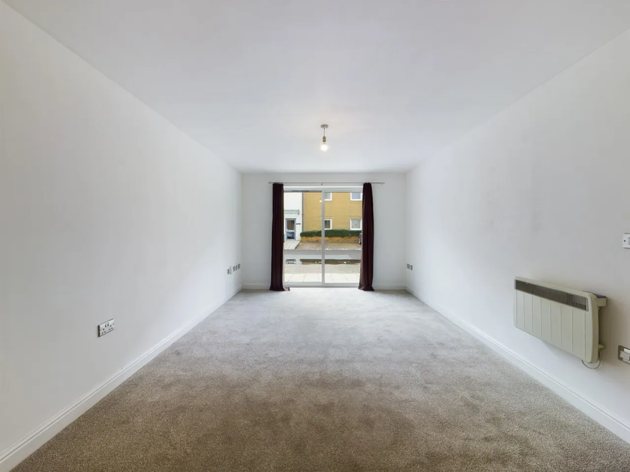 Pound Hill, Crawley, RH10, photo 3